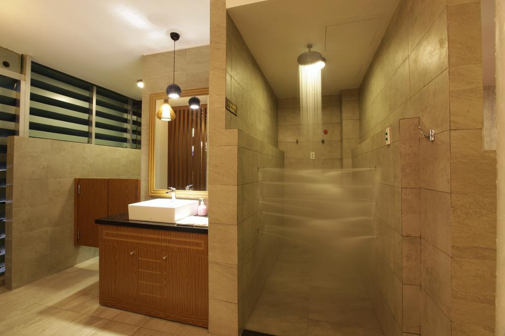 Minh Tam Hotel & Spa 3/2 Хошимин Екстериор снимка