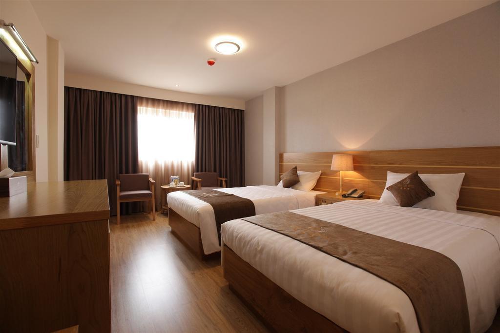Minh Tam Hotel & Spa 3/2 Хошимин Екстериор снимка