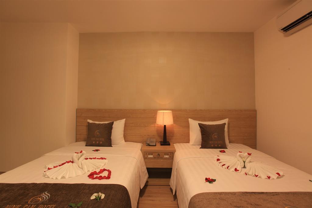 Minh Tam Hotel & Spa 3/2 Хошимин Екстериор снимка
