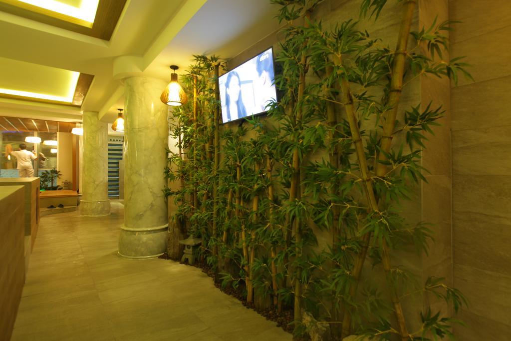 Minh Tam Hotel & Spa 3/2 Хошимин Екстериор снимка