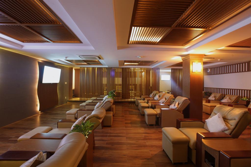 Minh Tam Hotel & Spa 3/2 Хошимин Екстериор снимка