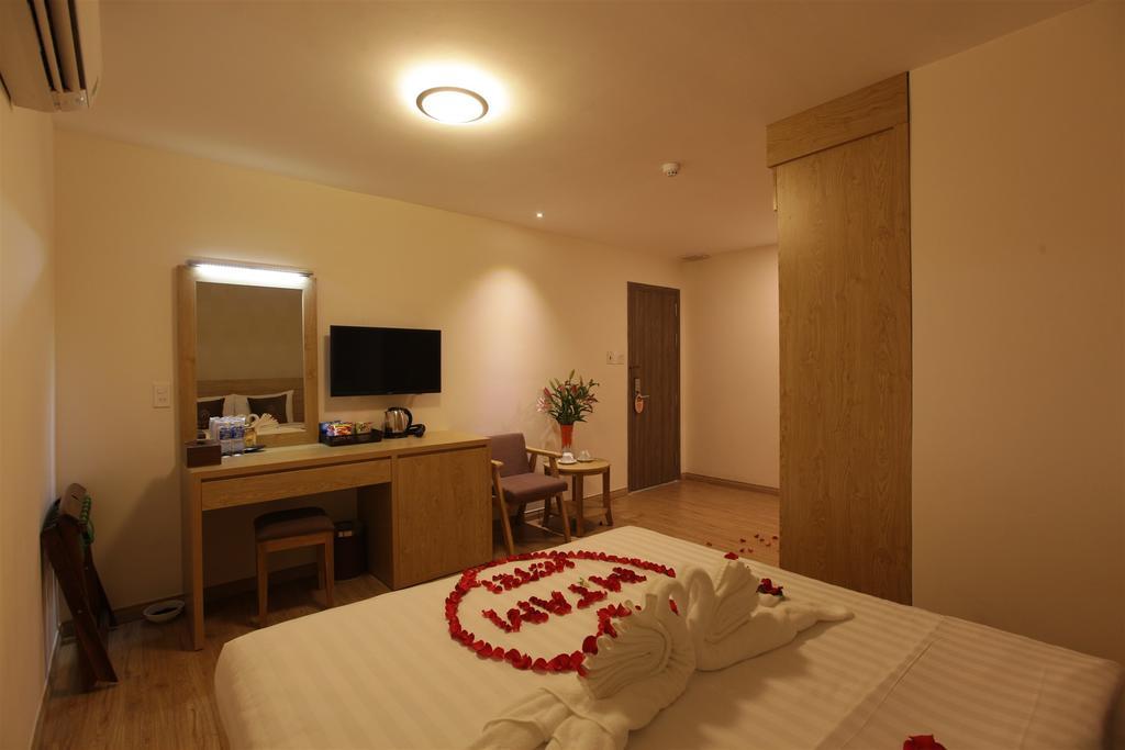 Minh Tam Hotel & Spa 3/2 Хошимин Екстериор снимка
