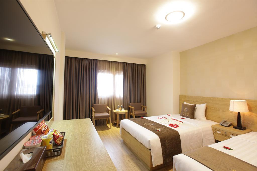 Minh Tam Hotel & Spa 3/2 Хошимин Екстериор снимка