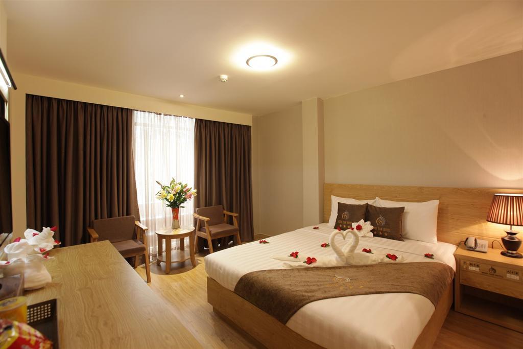 Minh Tam Hotel & Spa 3/2 Хошимин Екстериор снимка
