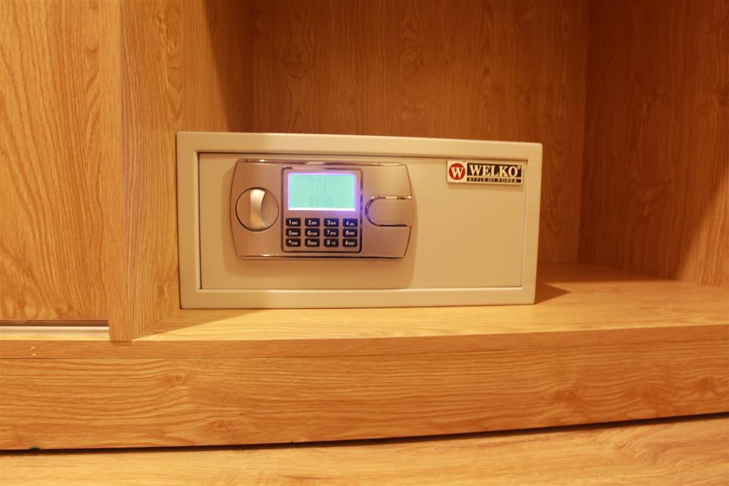 Minh Tam Hotel & Spa 3/2 Хошимин Екстериор снимка