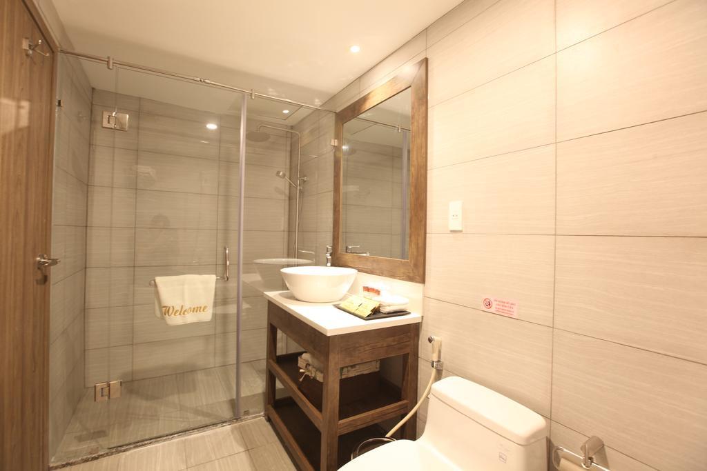 Minh Tam Hotel & Spa 3/2 Хошимин Екстериор снимка