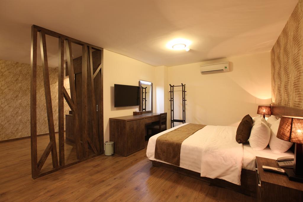 Minh Tam Hotel & Spa 3/2 Хошимин Екстериор снимка